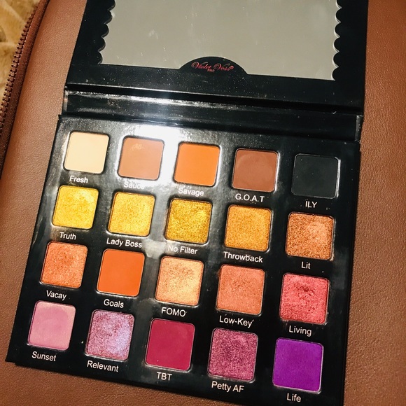 Violet Voss Other - Violet Voss HASHTAG PALETTE Violet Voss Other - Violet Voss HASHTAG PALETTE